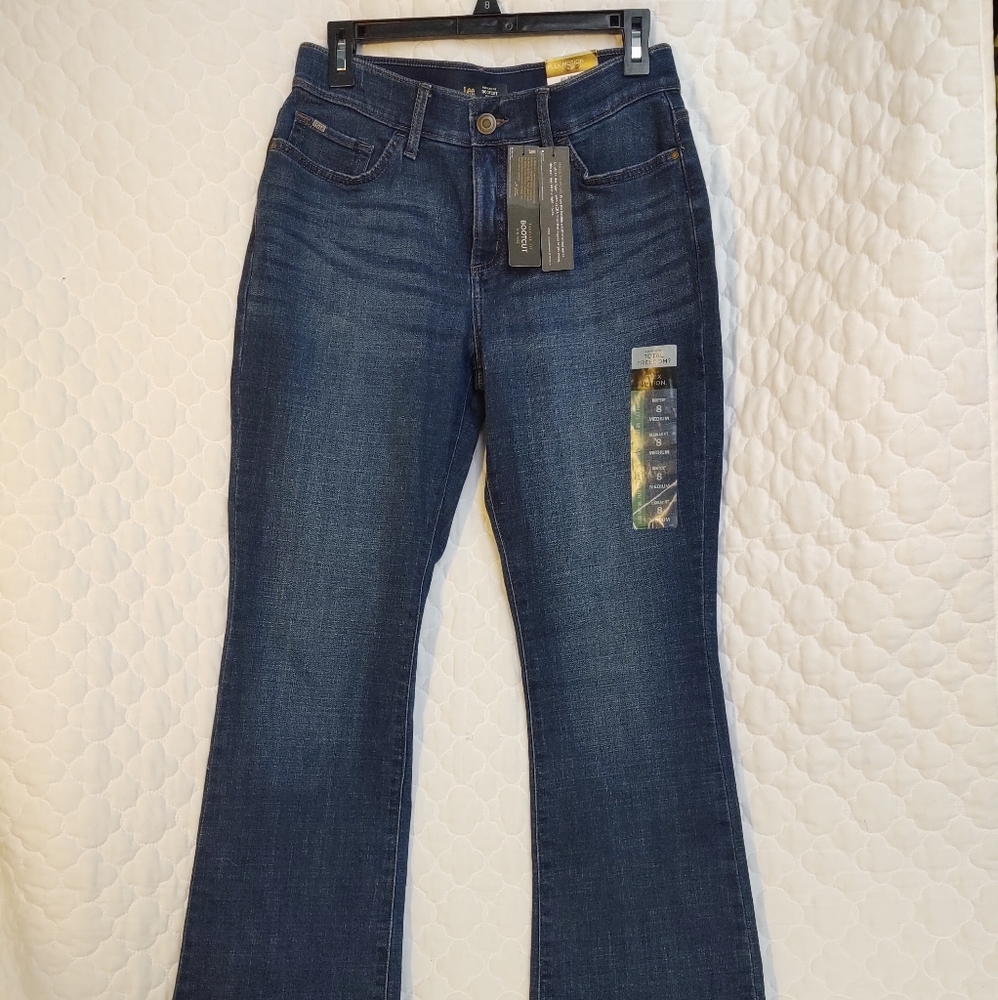 Sz 8 Lee Flex Motion Jeans NWT